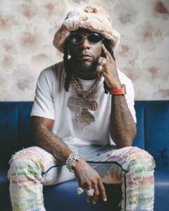Read more about the article Burna Boy bags ‘Best International Artist’ award at 2023 Planet Rap Awards (video)