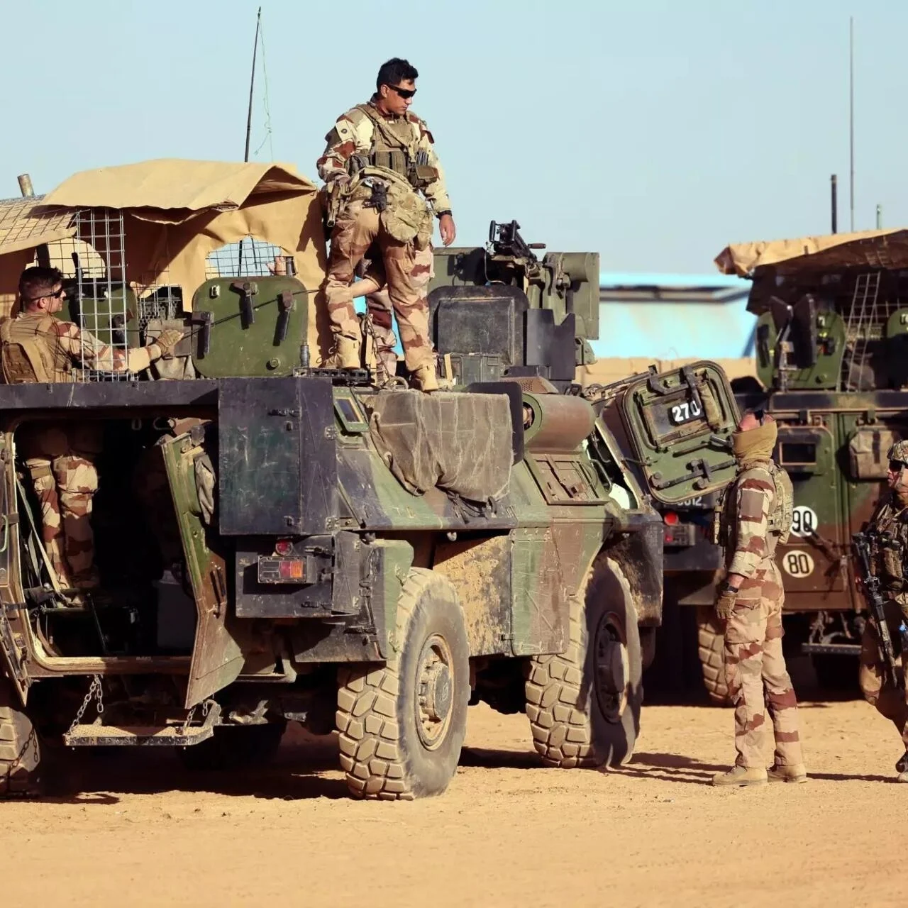 Niger military deploys forces at Beninese border against ECOWAS invasion [Video]