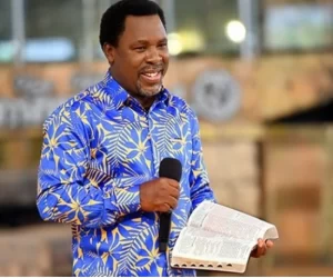 Read more about the article Old video of TB Joshua having heated argument with Lucifer amidst BBC investigative documentary (Video)