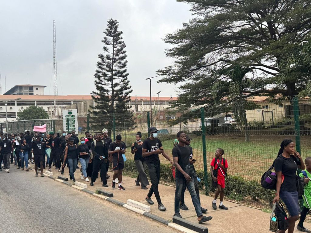 BREAKING: UI students protest 82-day power outage [PHOTOS]